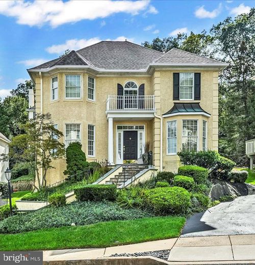 407 Spring Garden Ln, CONSHOHOCKEN, PA, 19428-2969 | Card Image