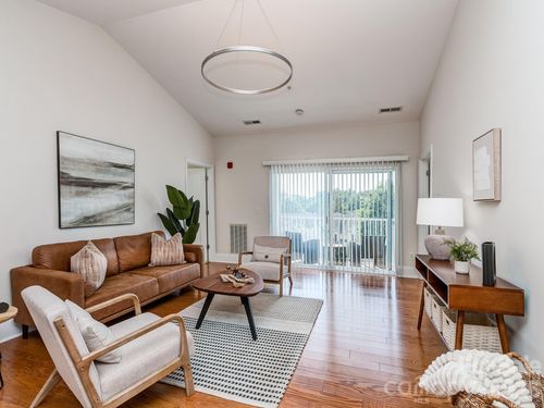 403-6605 Central Pacific Ave, Charlotte, NC, 28210-4170 | Card Image