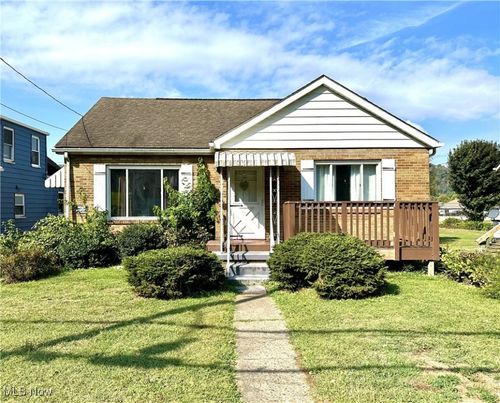 1711 Pleasant Ave, Wellsburg, WV, 26070-1203 | Card Image