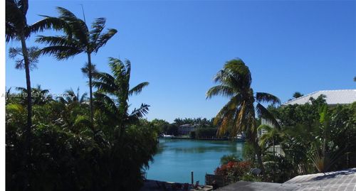 530 Harbor Dr, Key Biscayne, FL, 33149-1741 | Card Image