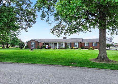 566 Ridgeview Rd, Mount Pleasant, PA, 15666-2156 | Card Image