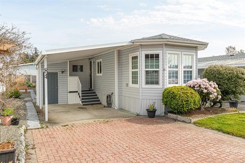 84-7583 Central Saanich Rd, Central Saanich, BC, V8M2B6 | Card Image