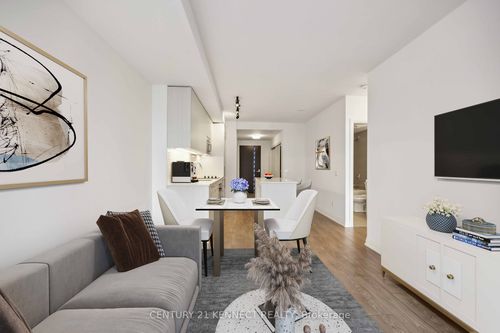 1108-286 Main St, Toronto, ON, M4C0B3 | Card Image