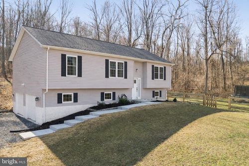 362 Dawn Ln, HARPERS FERRY, WV, 25425-5755 | Card Image