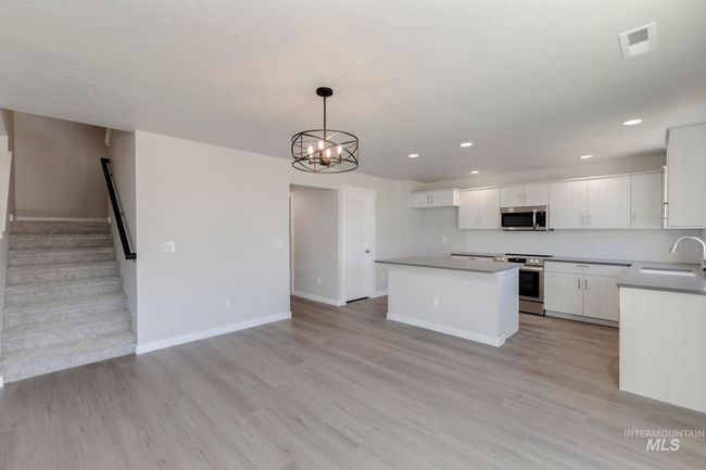 5289 E Grizzly St, House other with 4 bedrooms, 3 bathrooms and 3 parking in Nampa ID | Image 7