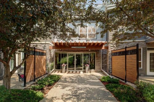 105-11642 Valley Ridge Pk Nw, Calgary, AB, T3B5Z5 | Card Image