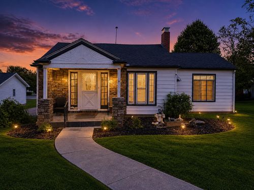 552 E Chillicothe Ave, Bellefontaine, OH, 43311-1910 | Card Image