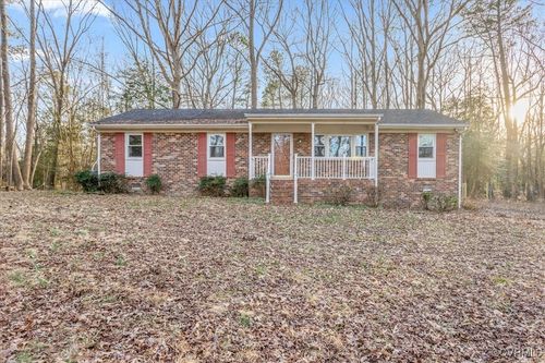 3843 Quinton Rd, Quinton, VA, 23141-2211 | Card Image