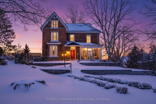 26 Robert St E, Penetanguishene, ON, L9M1K7 | Card Image