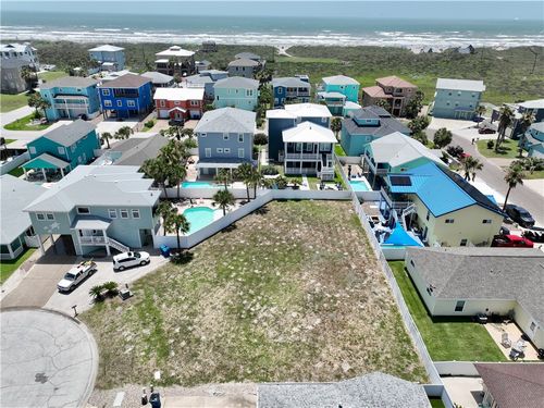 676 Morgan Cir, Port Aransas, TX, 78373-6152 | Card Image