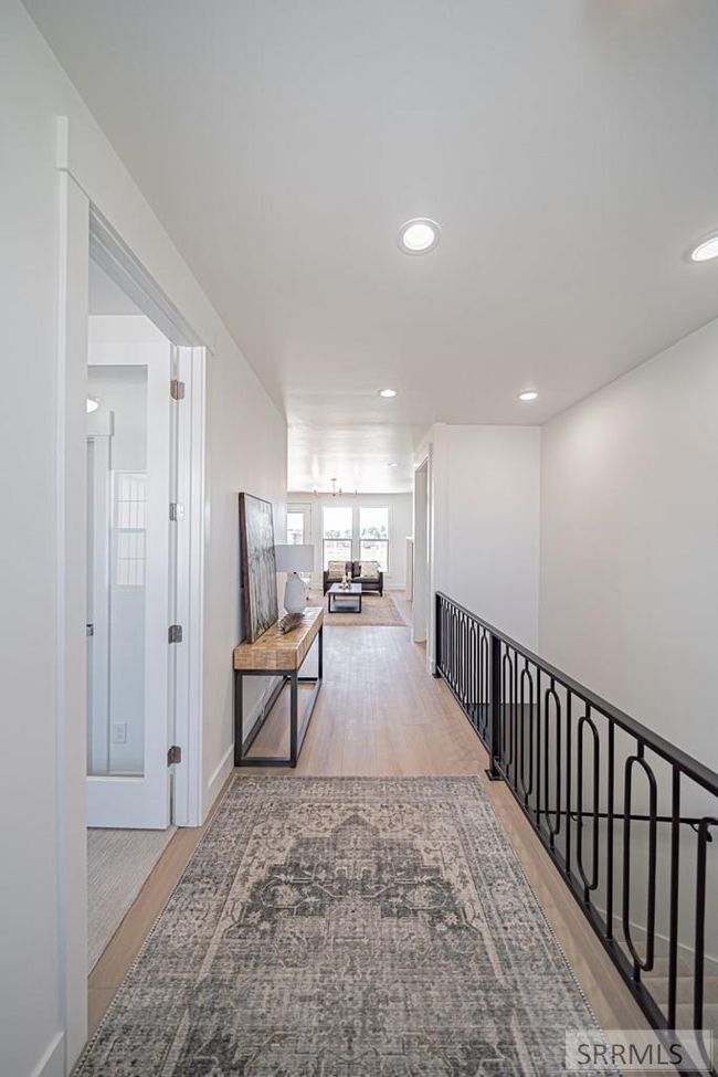 418 Rock Hill Ln, House other with 3 bedrooms, 2 bathrooms and 3 parking in Idaho Falls ID | Image 6