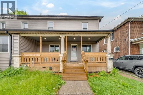 658 Tournier St, Windsor, ON, N9C3H2 | Card Image