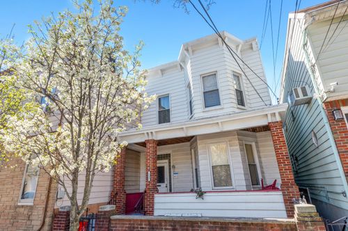 2-711 6th St, Union City, NJ, 07087-3403 | Card Image