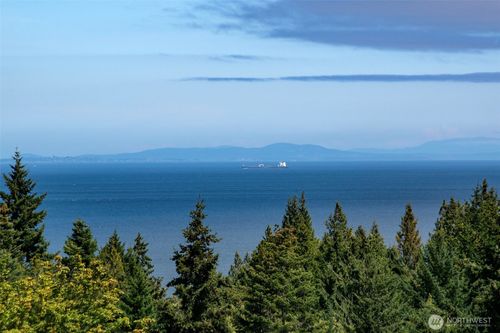 1668 Freshwater Bay Rd, Port Angeles, WA, 98363-8884 | Card Image