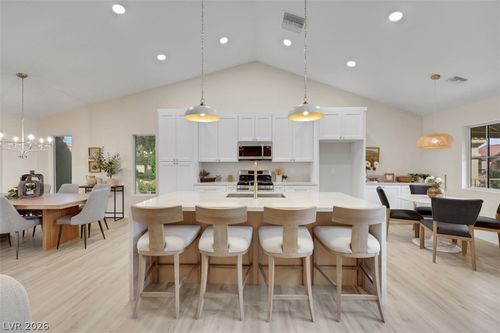 9024 Villa Ridge Dr, Las Vegas, NV, 89134-8533 | Card Image