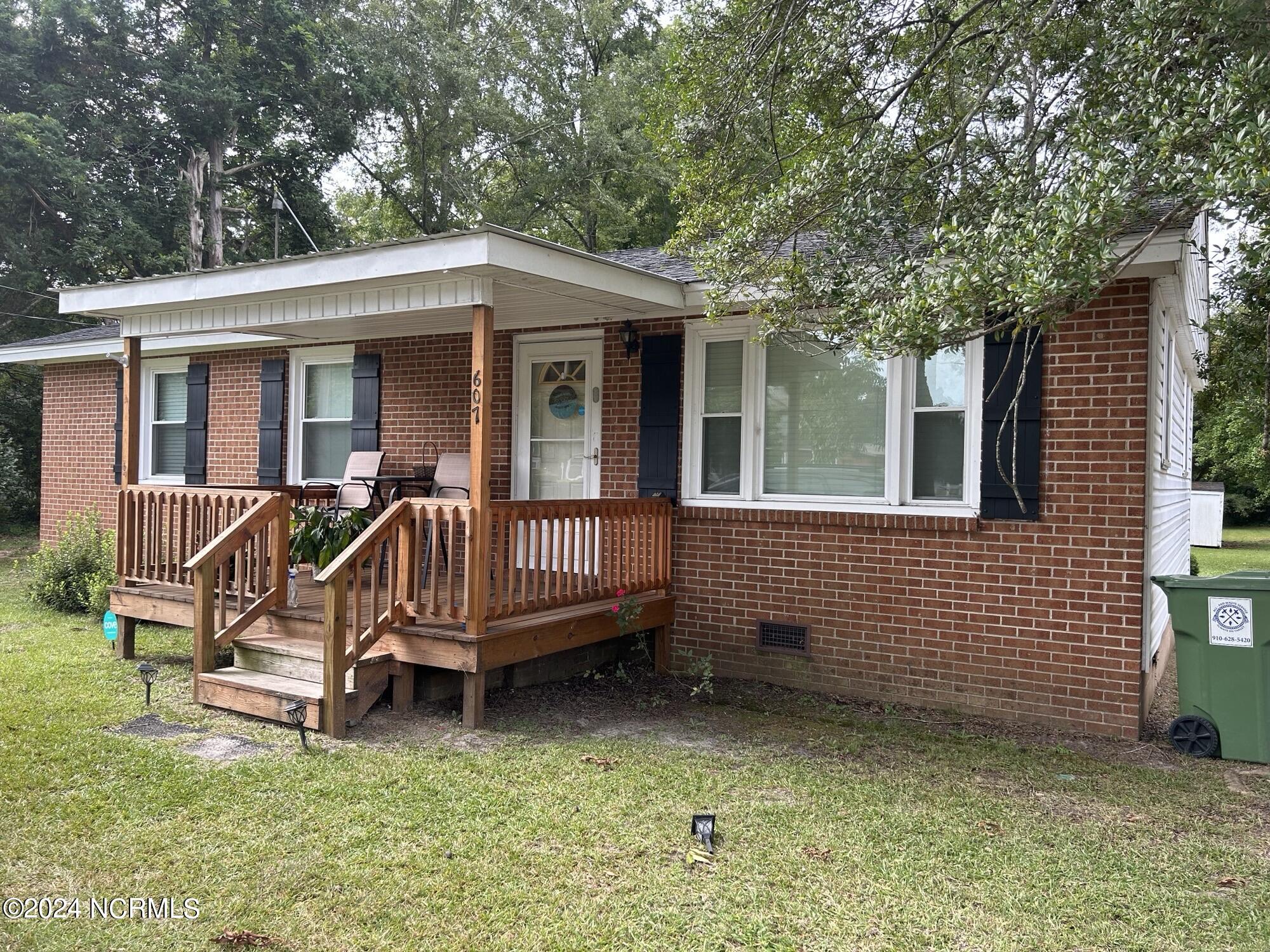 Main St, Rowland, NC 28383