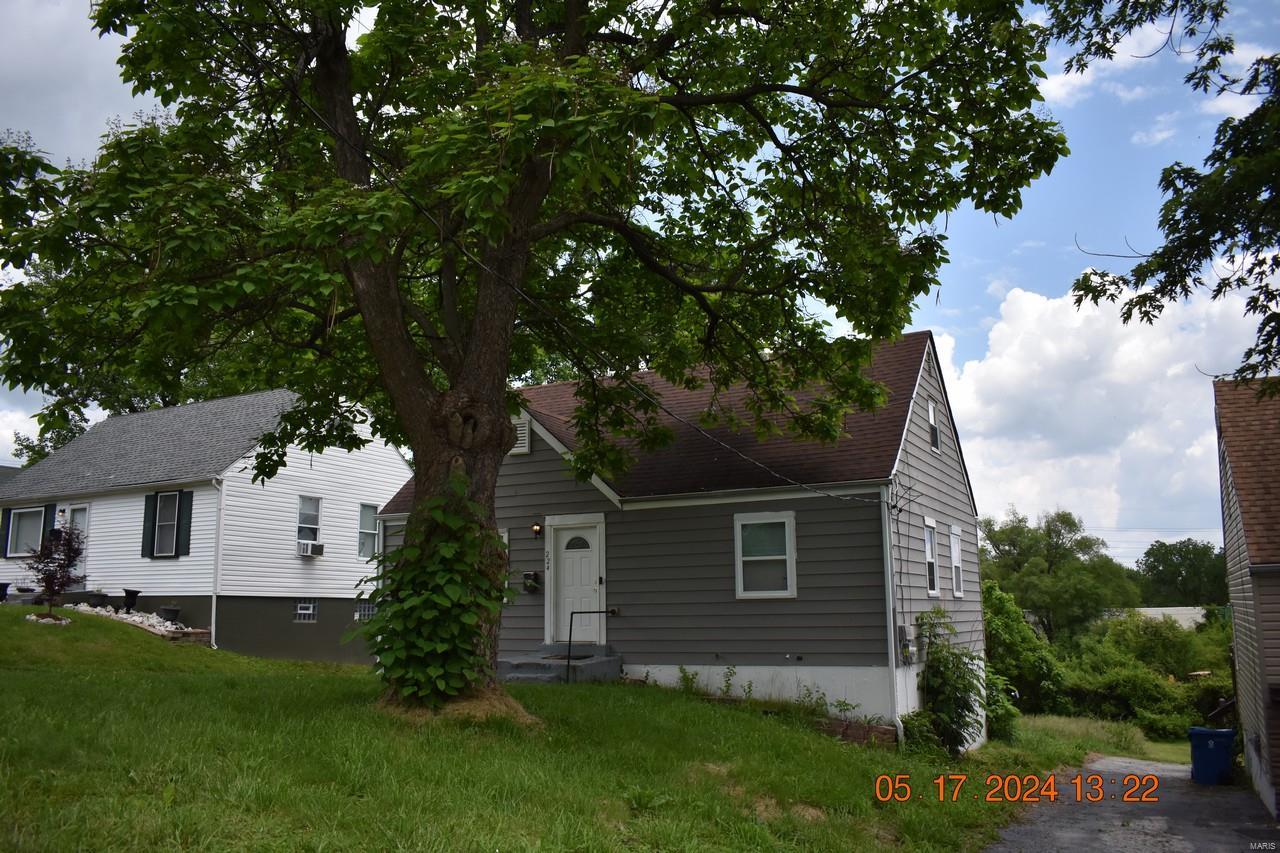 Harvey Ave, Saint Louis, MO 63135