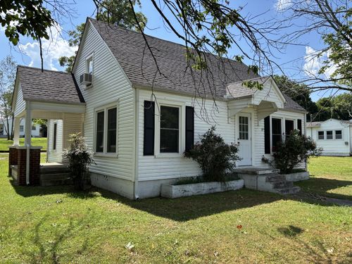 201 Cedar Ln, Tullahoma, TN, 37388-3111 | Card Image