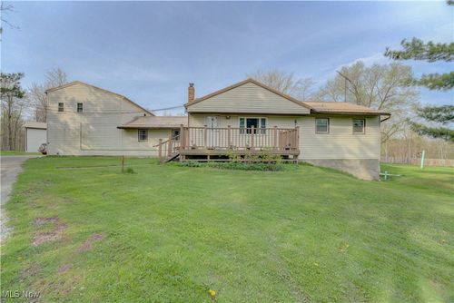 14460 Bass Lake Rd, Newbury, OH, 44065-9641 | Card Image