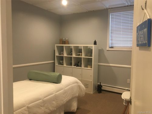 ste-107-48 Burd St, Nyack, NY, 10960-3249 | Card Image