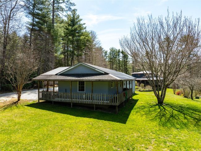 140 Hanging Dog Ln, House other with 5 bedrooms, 5 bathrooms and null parking in Lake Toxaway NC | Image 5