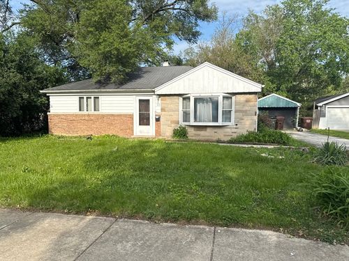 313 Nokomis St, Park Forest, IL, 60466-2307 | Card Image