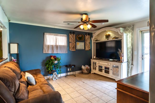 1511 Dallas St, House other with 3 bedrooms, 1 bathrooms and null parking in Plainview TX | Image 8