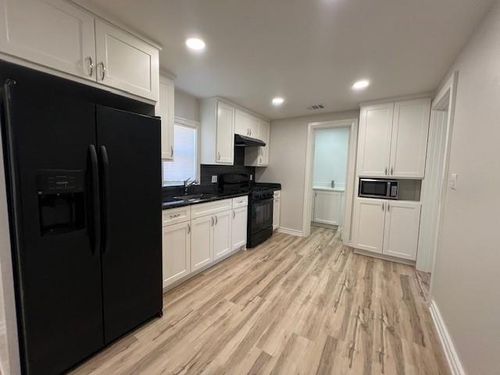 407 Walton St, Houston, TX, 77009-5134 | Card Image