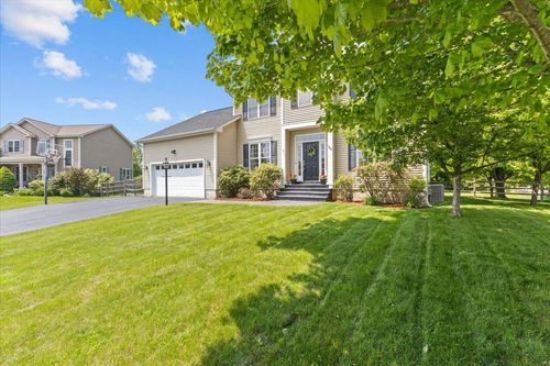168 Raven Cir, Williston, VT, 05495-4427 | Card Image