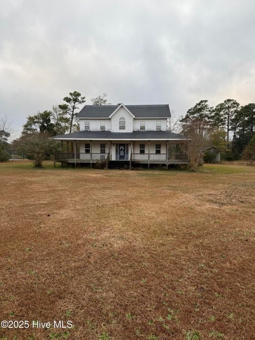 228 Gill Net Ln, Sneads Ferry, NC, 28460-7590 | Card Image