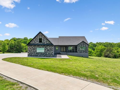 2064 Roberts Rd, Watertown, TN, 37184-4427 | Card Image