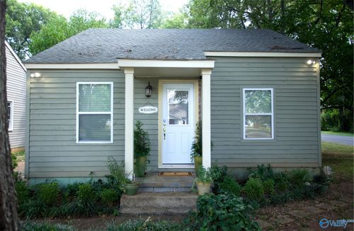 1102 Stevens Avenue, Huntsville, AL, 35801 | Card Image
