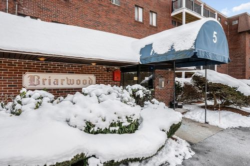 apt-a5-5 Washington St, Reading, MA, 01867-2501 | Card Image