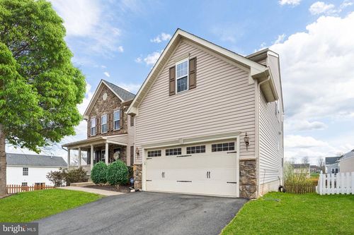 9 Eisentown Dr, LOVETTSVILLE, VA, 20180-8545 | Card Image