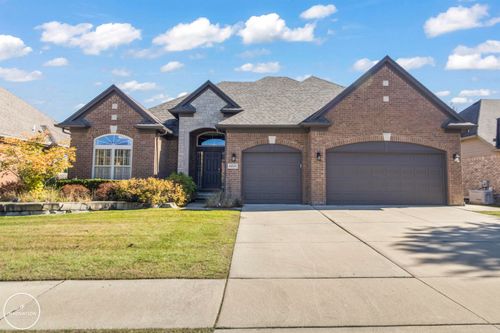 43646 Pintail Dr, Clinton Twp, MI, 48038-1178 | Card Image