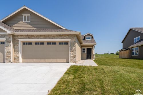 2718 Chasehire Drive, Lawrence, KS, 66046 | Card Image