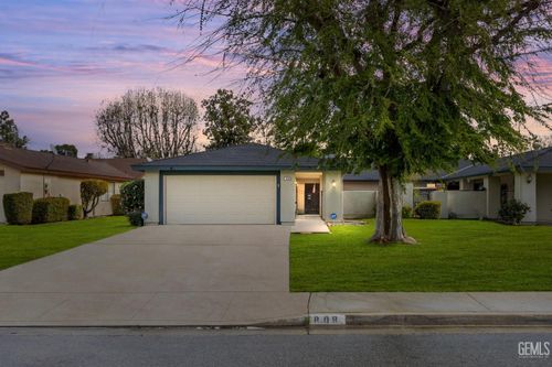 808 Bermuda Street, Bakersfield, CA, 93309 | Card Image