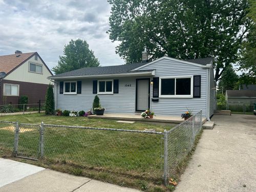 1042 Redleaf Ln, Ypsilanti, MI, 48198-3153 | Card Image