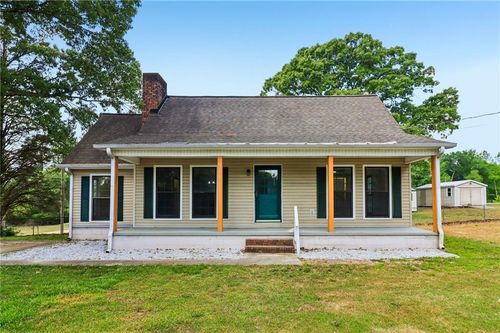 556 Hitchcock Rd, dallas, GA, 30157-6686 | Card Image