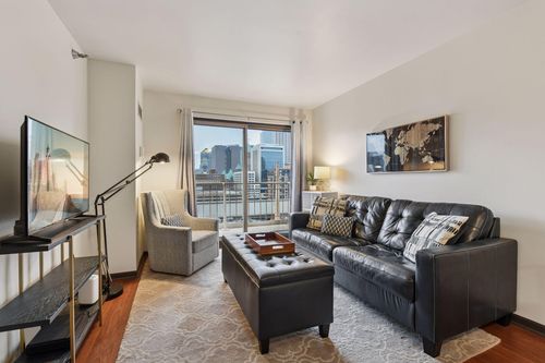 unit-1104-401 S 1st St, Minneapolis, MN, 55401-2567 | Card Image