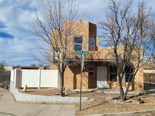 6085 Monte Verde Pl, Santa Fe, NM, 87507-2766 | Card Image