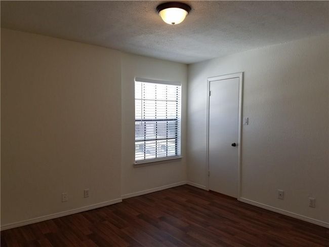 APT-906 - 4748 Old Bent Tree Ln, Condo with 1 bedrooms, 1 bathrooms and null parking in Dallas TX | Image 4