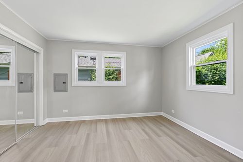 2204 Hawk Lane, Rolling Meadows, IL, 60008 | Card Image