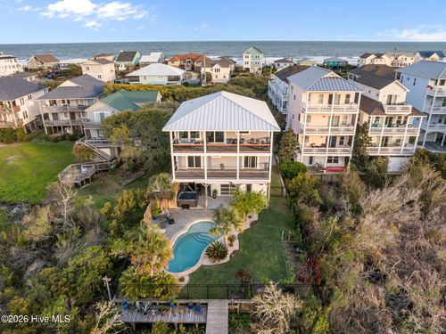 1207 S Topsail Dr, Surf City, NC, 28445-6765 | Card Image