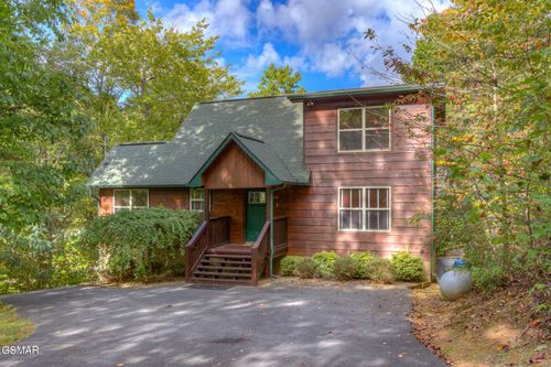 3810 Old Mountain Rd, Sevierville, TN, 37876 | Card Image