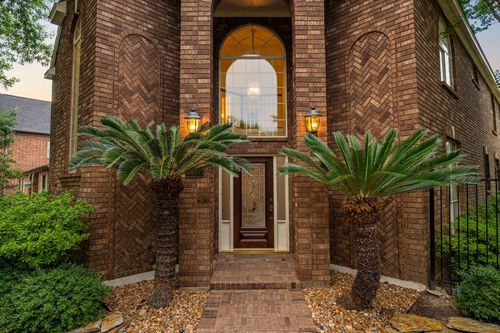 4900 Cedar St, Bellaire, TX, 77401-4021 | Card Image