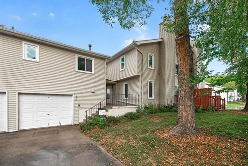 7440 Landau Curv, Bloomington, MN, 55438-2365 | Card Image