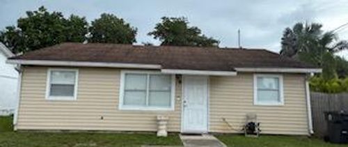 7663 Lantana Rd, Lake Worth, FL, 33467-6432 | Card Image