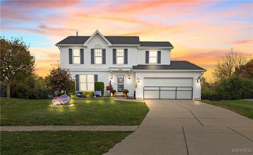 6461 Hackberry Dr, Lake View, NY, 14085-9579 | Card Image