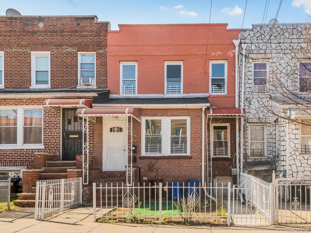 221st St, Bronx, NY 10469
